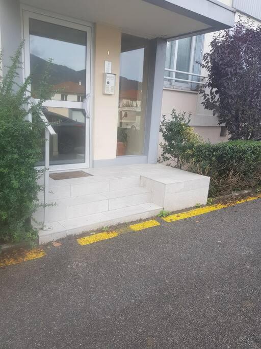 Superbe Appartement En Residence Prive Avec Un Parking Prive Scionzier Exterior foto